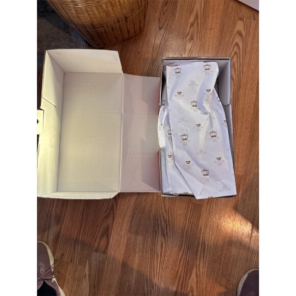 ADORA Royal Doll16" Prince George Exclusive 2013 Commemorative Edition Mint Box - Picture 7 of 8